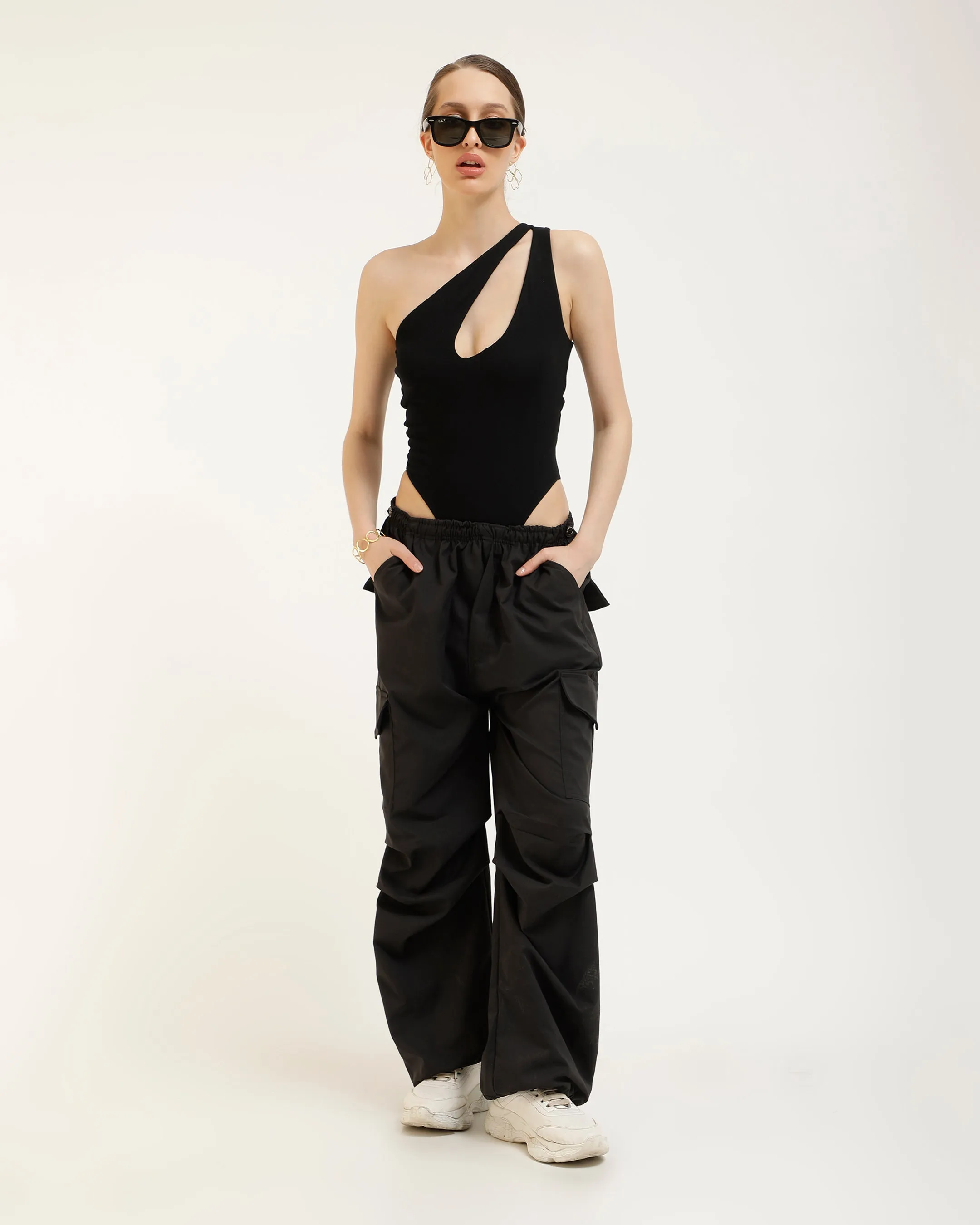 PARACHUTE PANTS WITH ADJUSTABLE SLIDER