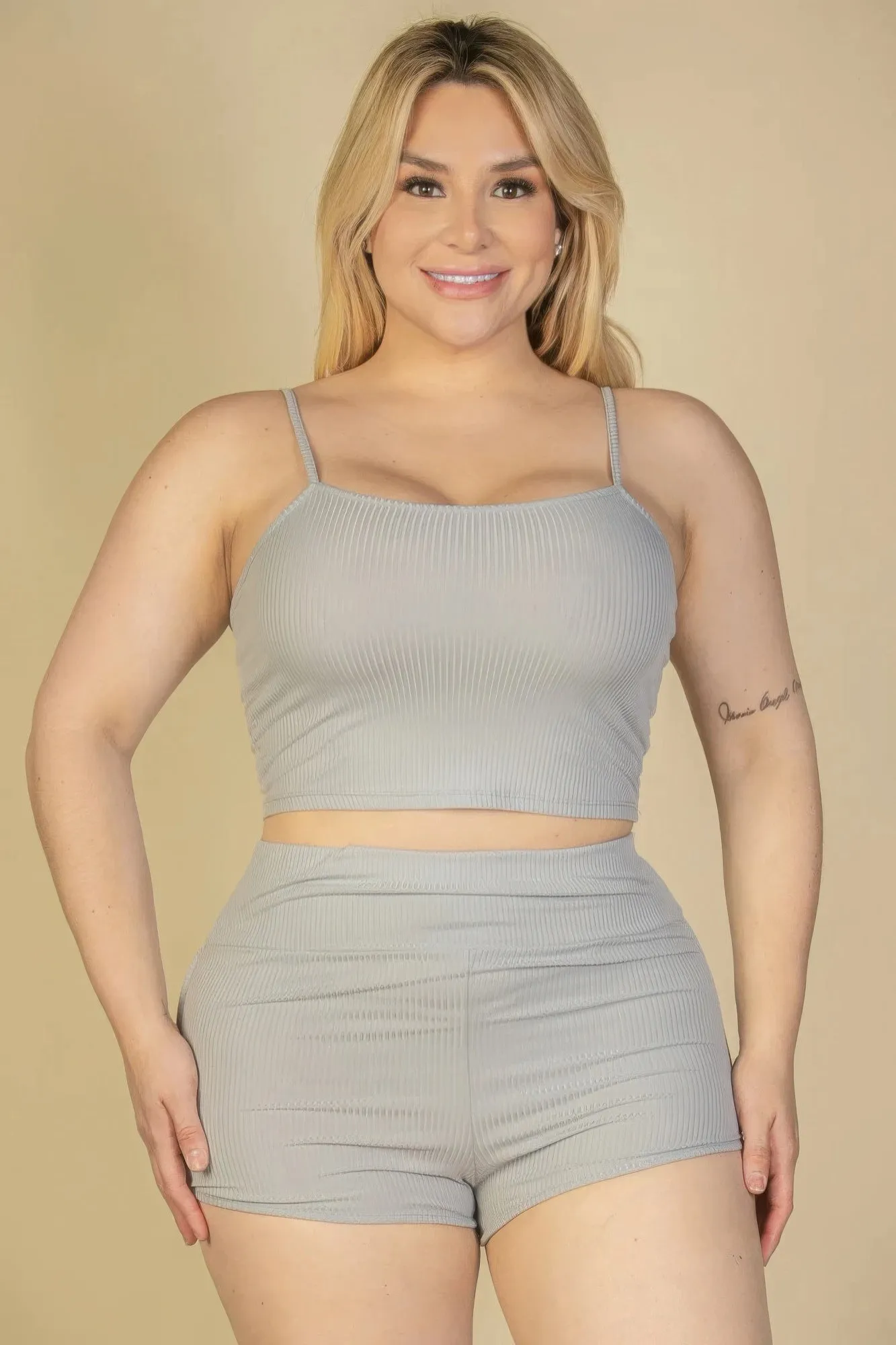 Plus Size Ribbed Cami Crop Top & Ruched Shorts Set